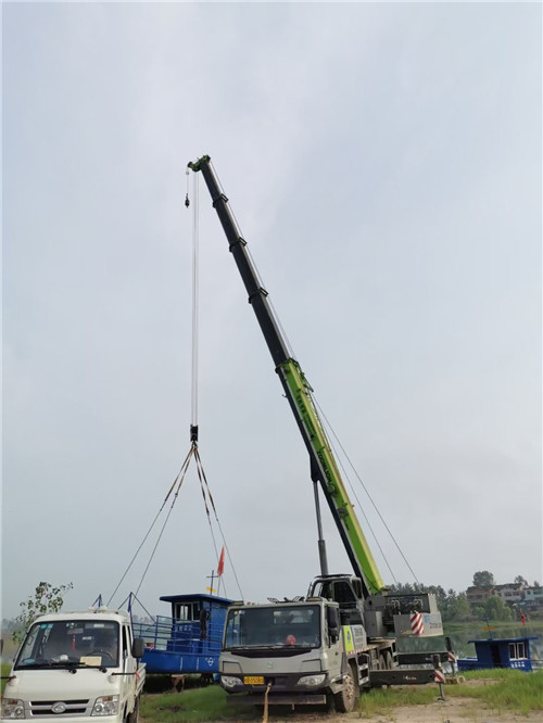 石台县桥梁建设吊装案例